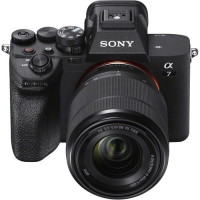 Sony ILCE-A7 M4 Kit with 28-70mm Lens