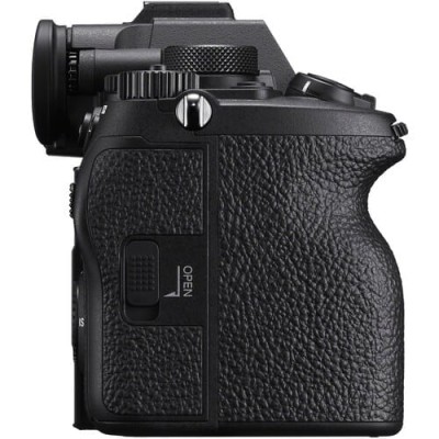 Sony ILCE-A7R V Mirrorless Camera Body