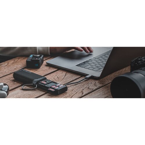 PGYTECH CreateMate High-speed Card Reader Case (Classic Black)