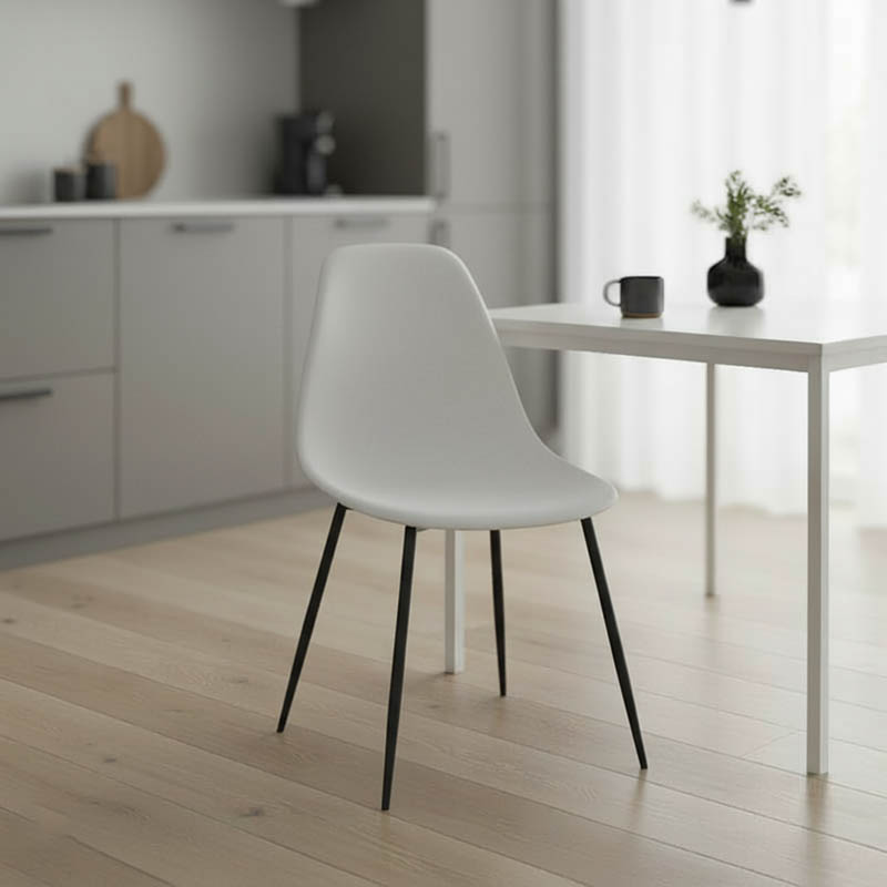 Καρέκλα Ballen pakoworld pp λευκό με μαύρα μεταλλικά πόδια 41.5x53x84.5εκ | 4 τμχ