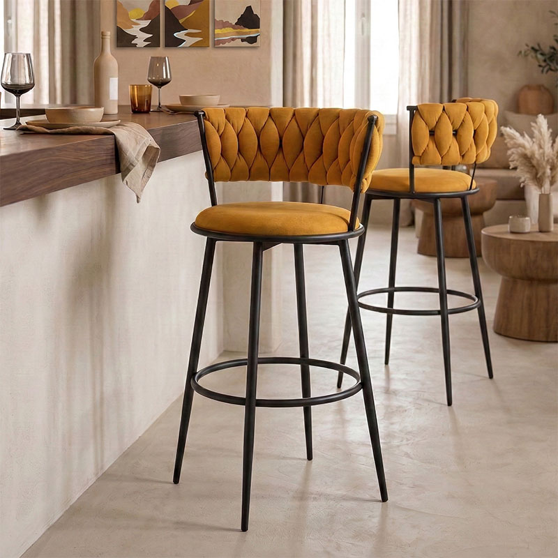 Σκαμπό μπαρ Alkia I pakoworld ύφασμα σε κίτρινη απόχρωση- πόδι μαύρο μέταλλο 50x56x95εκ | 2 τμχ