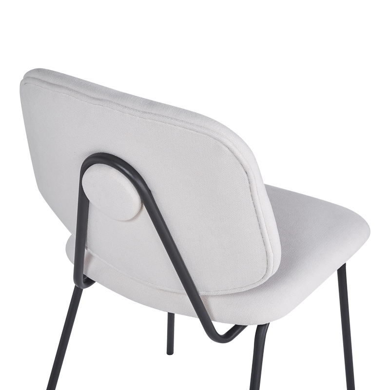 Καρέκλα Pietro I pakoworld μπεζ ύφασμα-πόδι μαύρο μέταλλο 45x55x82.5εκ | 4 τμχ