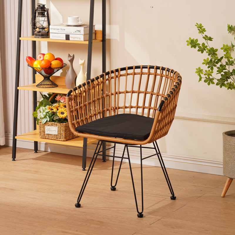 Πολυθρόνα Naoki pakoworld μαύρο μέταλλο-pe φυσικό