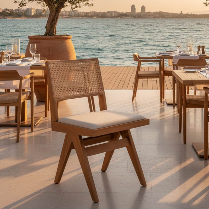 Καρέκλα Winslow pakoworld ξύλο rubberwood ανοικτό καρυδί-pvc rattan φυσικό-ύφασμα γκρι | 2 τμχ