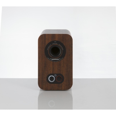 3020i, Bookshelf Speakers, Walnut
