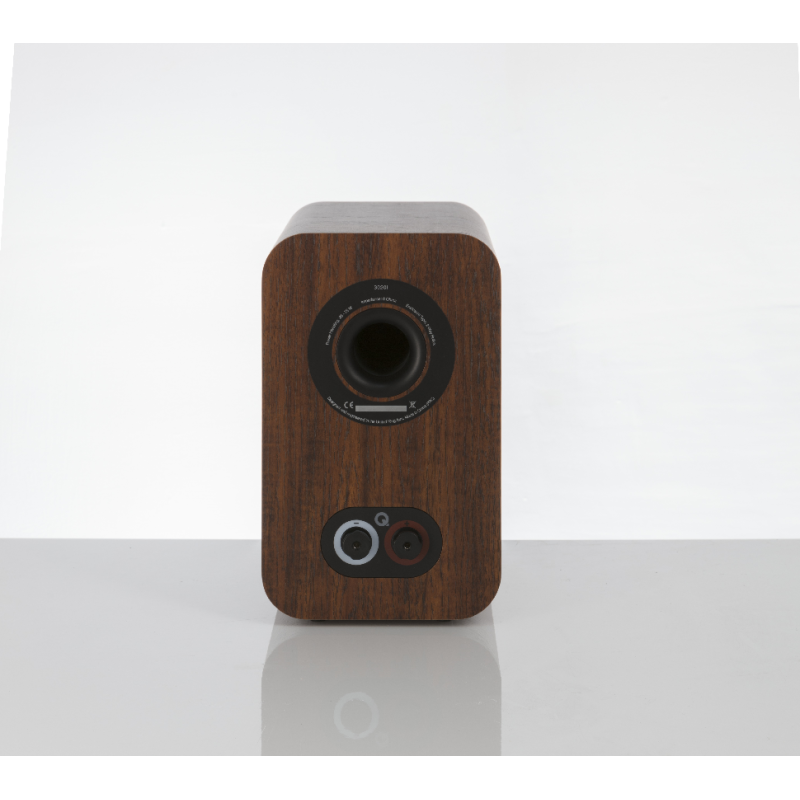 3020i, Bookshelf Speakers, Walnut